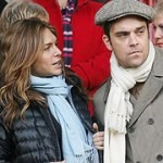 Jornal Anuncia Casamento de Robbie Williams