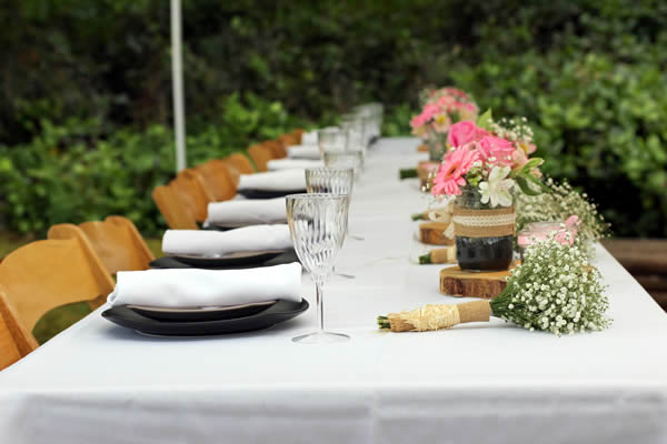 FINANÇAS: Como fazer uma festa de casamento simples